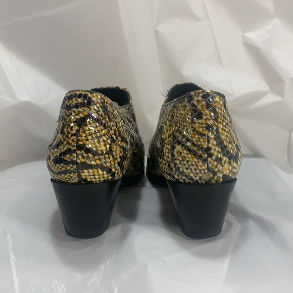 WOMEN’S Dingo Yellow Black Snakeskin Leather Healed Bootie Size 7.5M - Picture 3 of 12